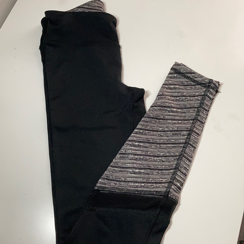 (4 for $12) Aeropostale Black Color-block Leggings